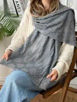 شال پاییزه سه بعدی مارک گوچی — تصویر ۴