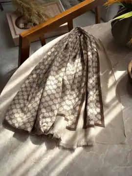 شال موهر گوچی — تصویر ۲