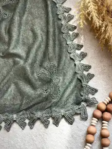 روسری خامه دوزی پاپیون کشمیر وول قواره ۱۴۰ — تصویر ۶