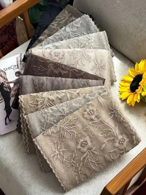 جنس: شال مجلسی ابریشم گل برجسته وارداتی
