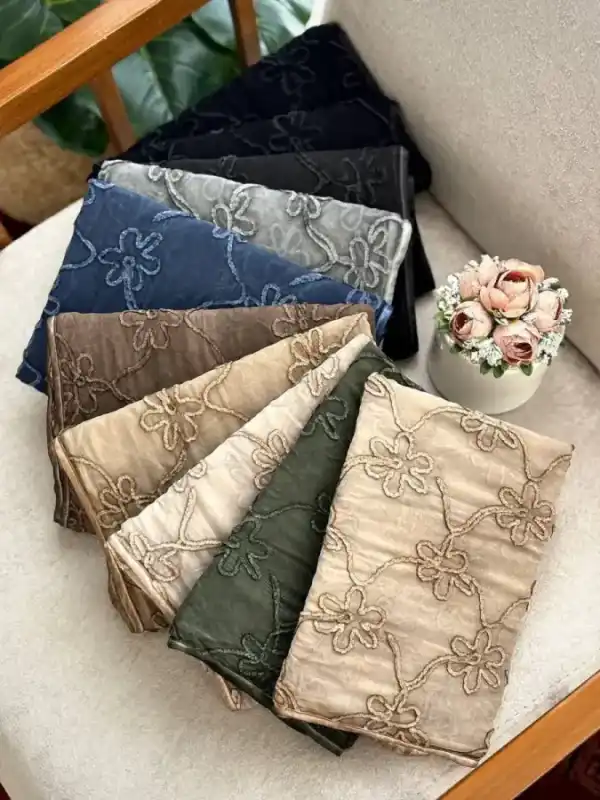 شال حریر مخمل گلدوزی سنگشور وارداتی
