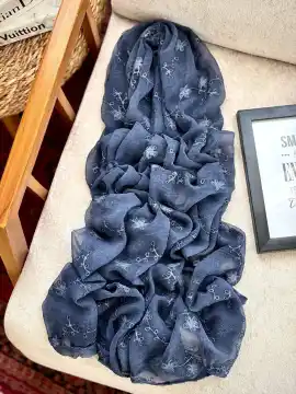 شال مجلسی گلدوزی وارداتی — تصویر ۲