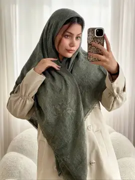 روسری خامه دوزی درختی دور دانتل قواره ۱۴۰ — تصویر ۱