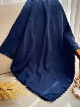 روسری خامه دوزی درختی دور دانتل قواره ۱۴۰ — تصویر ۳