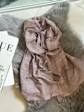 شال کنفی حوله ای پولکی وارداتی — مدل ۵۲۳ — تصویر ۴