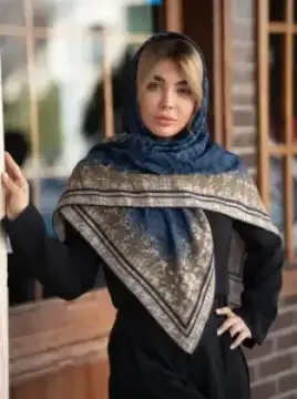 روسری نخی پاییزه دست دوز — تصویر ۶