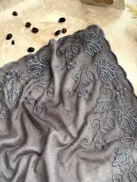 روسری خامه دوزی کشمیر وول وارداتی قواره ۱۴۰ — تصویر ۲