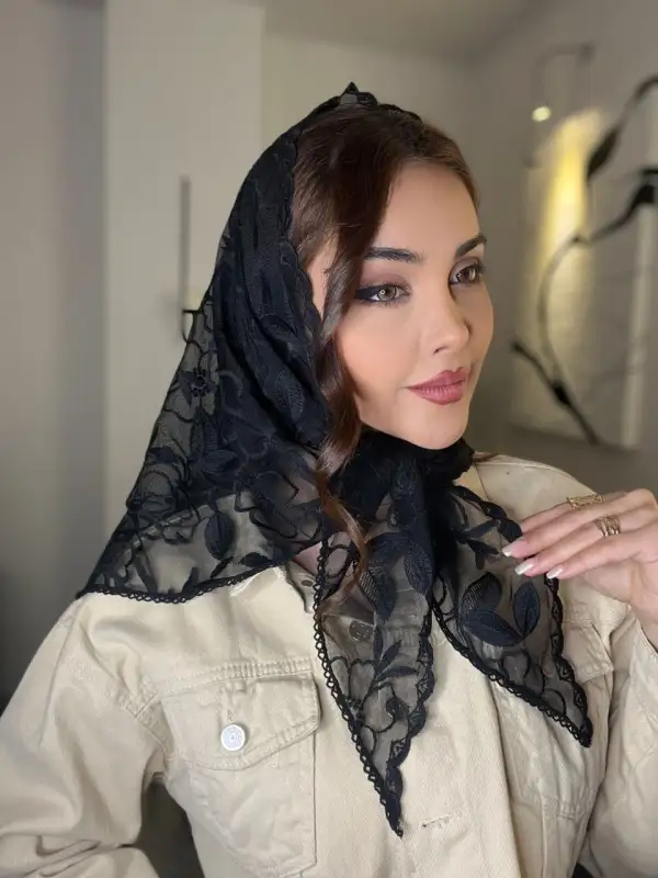 روسری دانتل سه گوش انحصاری — مدل ۷۱۲