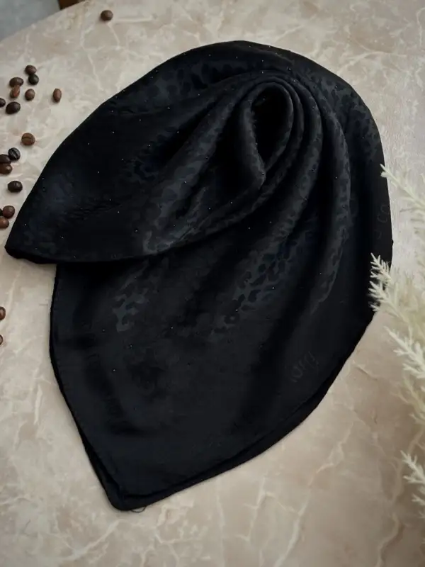 روسری مجلسی ابریشم وارداتی — مدل ۱۱۷۶